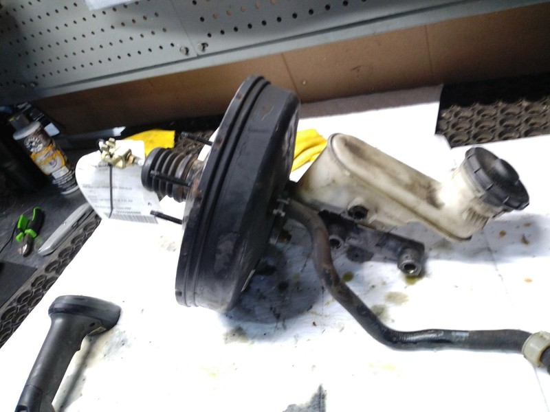 2004 Honda Accord Power Brake Booster OEM 3.0L Silver 212K Miles