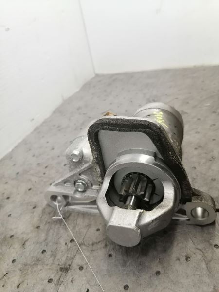 Starter Motor MR20DE Fits 13-20 NV200 1345318
