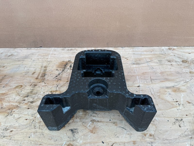 FORD MUSTANG GT 2015-2023 OEM TRUNK EMERGENCY TOOLS TRIM FILLER FOAM BOX ASSY