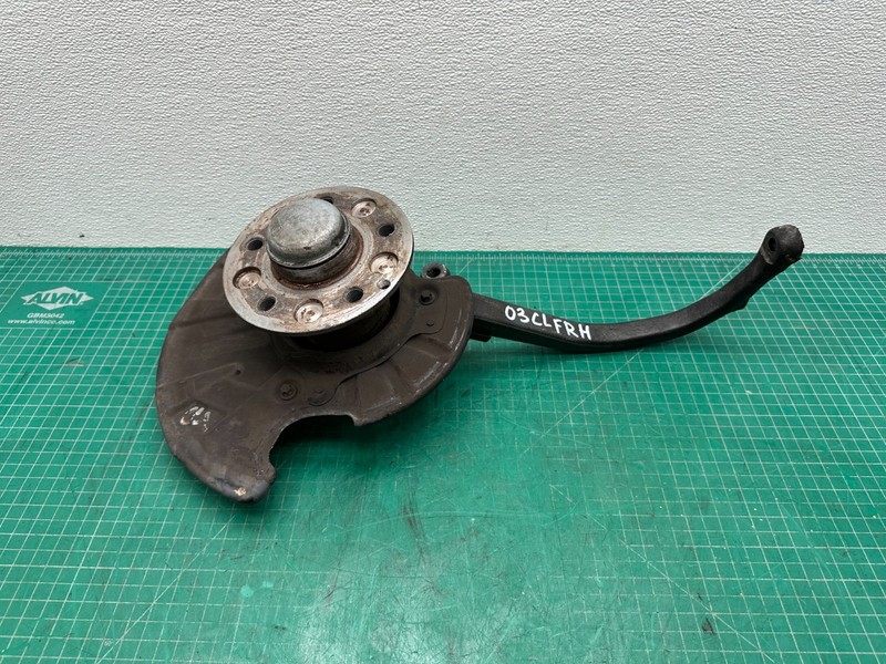 00-06 Mercedes-Benz CL500 C215 FRONT RIGHT PASSENGER SPINDLE KNUCKLE W/ HUB OEM