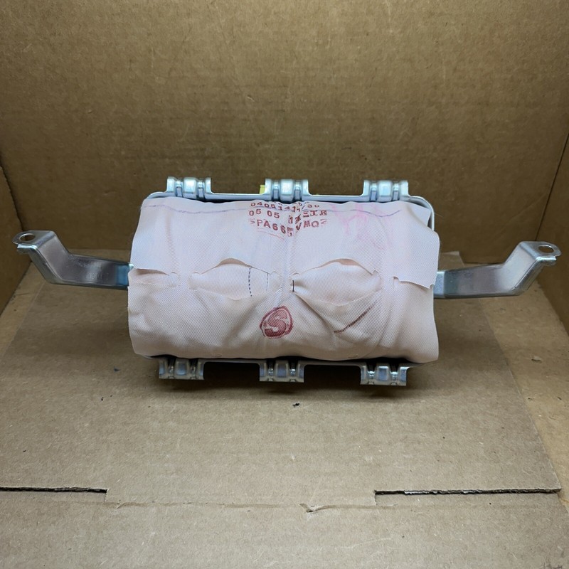 2014-2019 Toyota Corolla Front Right Passenger Side Dash Air Bag Airbag