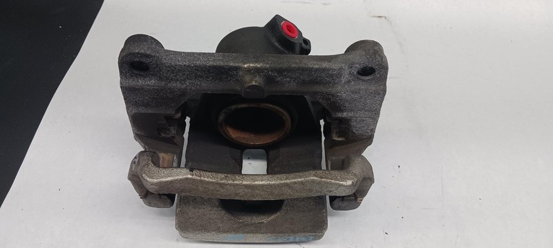 2006 MAZDA MX-5 MIATA Right passenger Caliper Front OEM 32k miles 06
