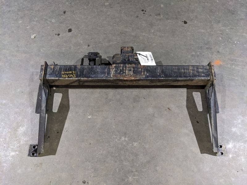 03-23 CHEVY EXPRESS SAVANA 2500 3500 BUMPER BAR TRAILER REBAR TOW HITCH1181295