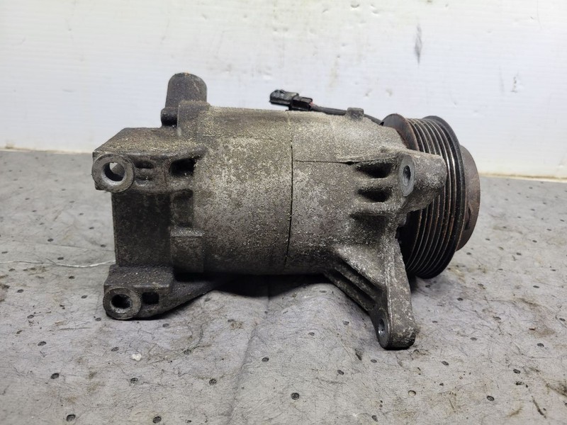Air Conditioner AC Compressor Fits 11-14 QUEST 1666117