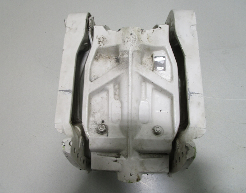 1499-8710A20 Mercury Mariner White Swivel Transom Bracket Assmebly 8718A3 8716A7