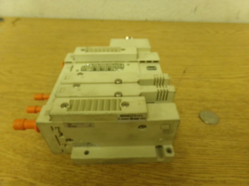 SMC SS5W3-V10CD-048 Orb Manifold w Solenoid Valves *FREE SHIPPING*