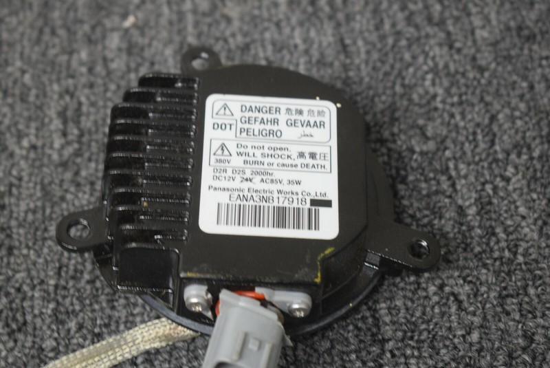 INFINITI HEADLIGHT BALLAST MODULE FACTORY OEM