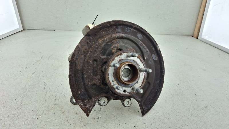 2012 - 2019 FORD EXPLORER REAR LEFT DRIVER SIDE SPINDLE KNUCKLE HUB OEM