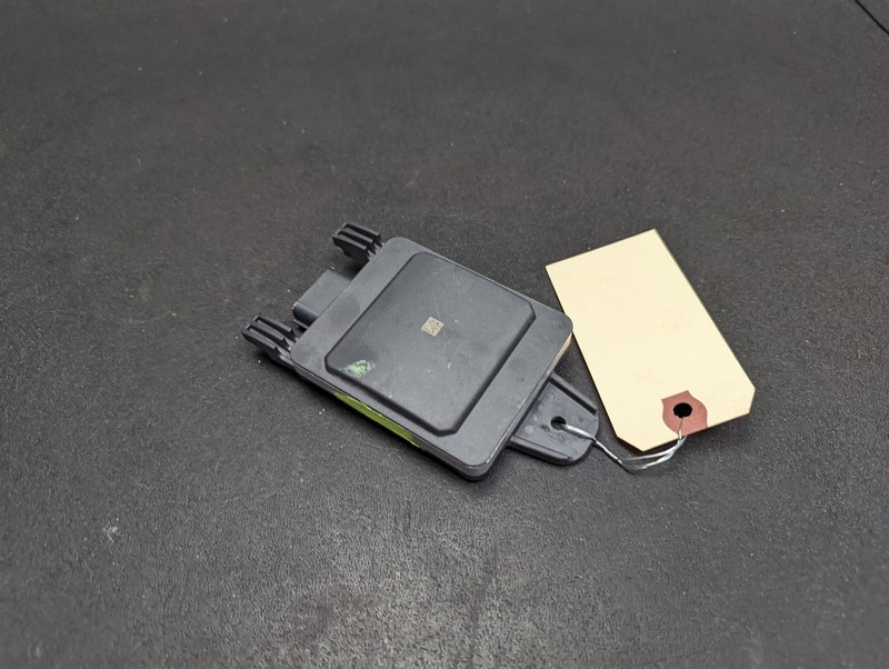 Short Range Radar Rear Sensor 2022 Cadillac CT4 85165075 2020 2021 2023