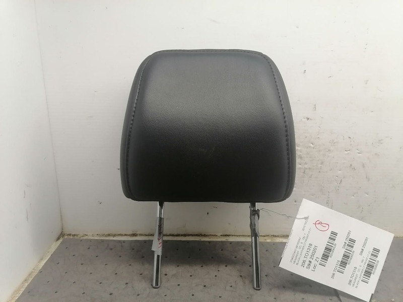2017-2023 TACOMA Left Front Headrest Black Leather 1606539