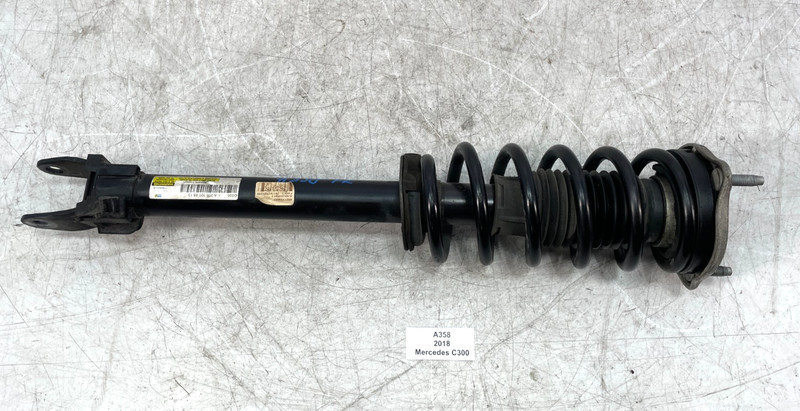 ✅ 2018 OEM Mercedes C300 A205 Front Right Passenger Side Strut Shock Absorber