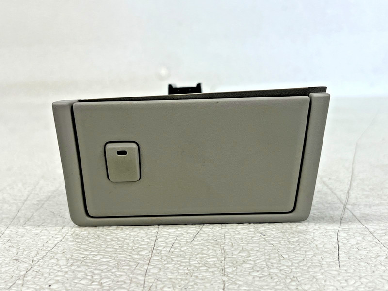 ⭐2007-2017 LEXUS LS600H DASH INSTRUMENT PANEL COIN STORAGE TRAY ASSY OEM LOT2622