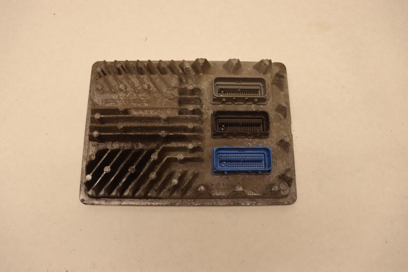 2014-2016 CHEVY SILVERADO 1500 5.3L ECM ENGINE COMPUTER CONTROL MODULE BRAIN OEM