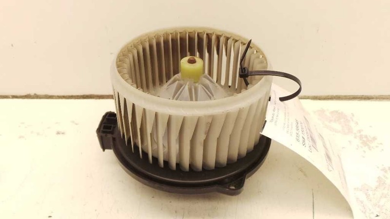 04-05 TOYOTA RAV4 2.4L AC BLOWER MOTOR