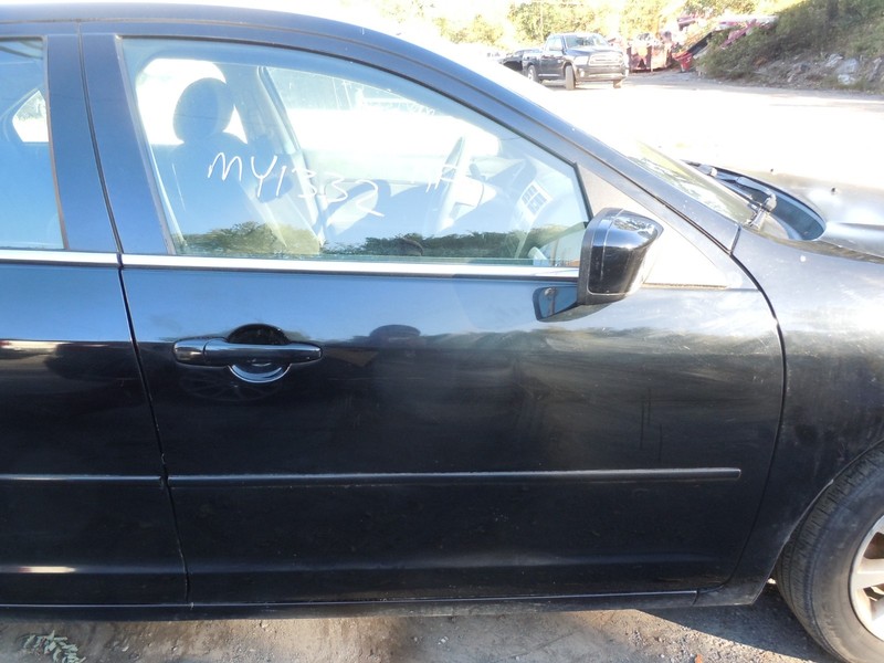 06-11 Mercury Milan Front Door Assembly Right Electric W/ Side Moulding Holes