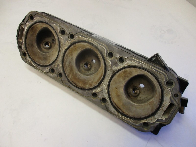 858406T05 Mercury Mariner OutboardDFI 135 150 Hp Starboard Cylinder Head