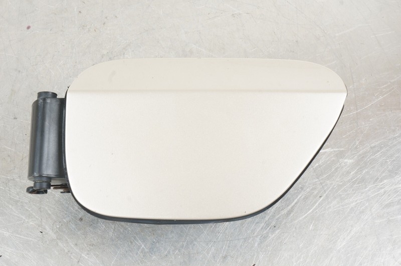 2007 - 2013 BMW 335i 328i E93 CONVERTIBLE GAS FUEL TANK DOOR OEM BEIGE COLOR