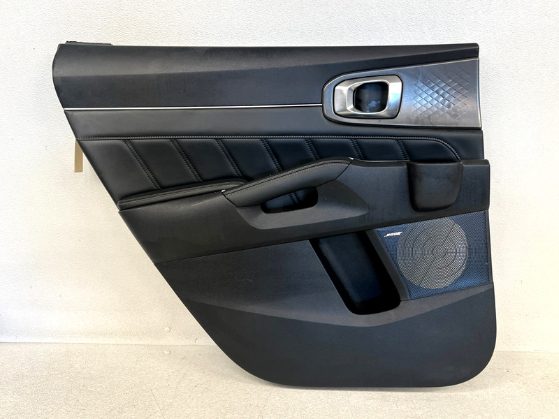 ⭐2021-2025 KIA SORENTO REAR LEFT DRIVE SIDE INTERIOR DOOR TRIM PANEL OEM LOT2700