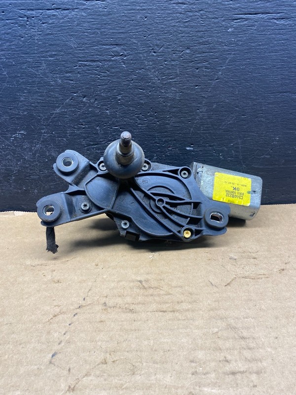2013 - 2018 Ford C-Max Rear Windshield Wiper Motor OEM AC7983 DG