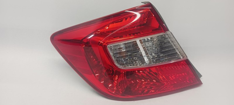 12 HONDA CIVIC Sedan Left driver Taillight OEM Grade A!