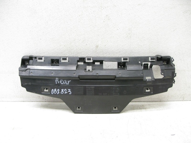 12-18 BMW F30 320i 328i REAR BUMPER SUPPORT BRACKET COVER OEM 082823