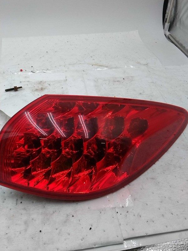 2008 INFINITI EX35 Right Tail Light Assembly Black OEM Used 305887 191k Mile