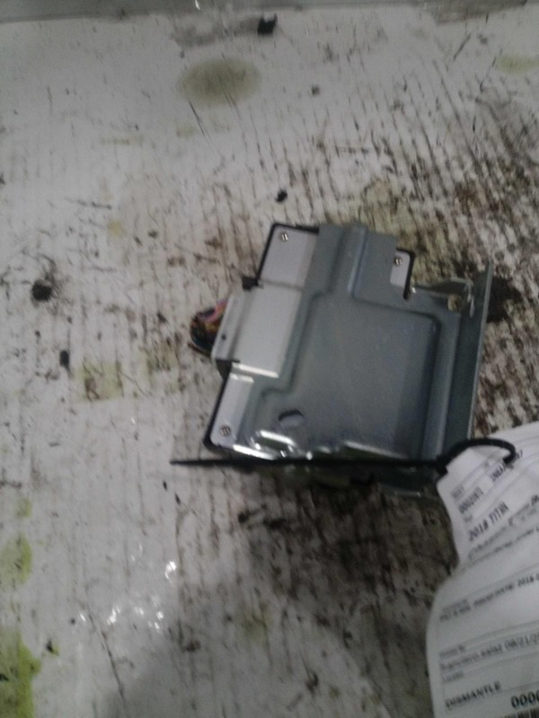 2018 Nissan Titan Body Control Module OEM 284B29FT0A Silver 122K Miles