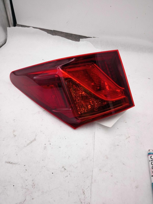 2015 LEXUS GS350 Left Tail Light Assembly Black OEM Used 102k Mileage