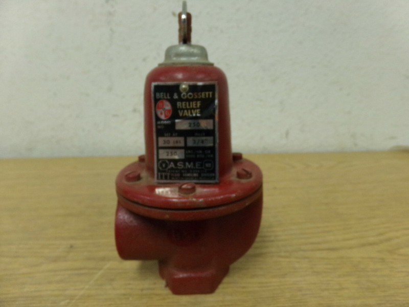Bell & Gossett Relief Vale Model 250 30 pds Inlet 3/4 250 LBS/HR or 1000 BUT/HR