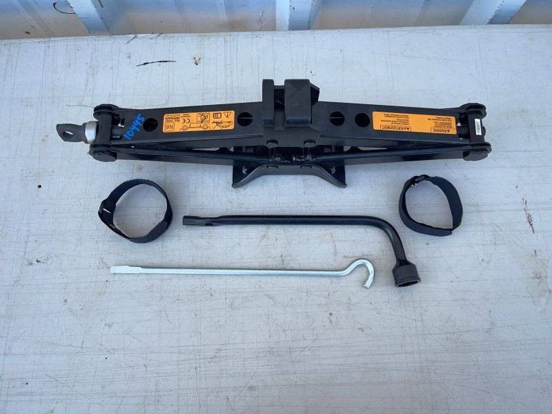 2015-2023 NISSAN MURANO JACK W/TOOLS 3.5L AT AWD 42K 59102