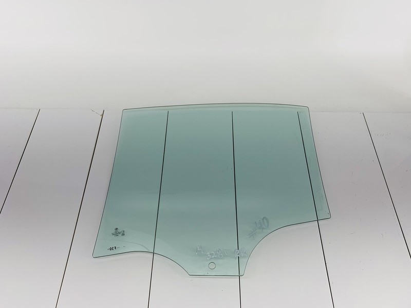 12-16 BMW 328I F30 REAR RIGHT PASSENGER SIDE DOOR WINDOW GLASS OEM #40