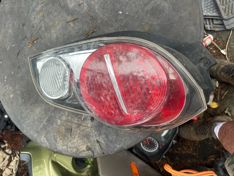 13-15 CHEVROLET SPARK OEM RH PASSENGER SIDE TAILLIGHT ASSEMBLY