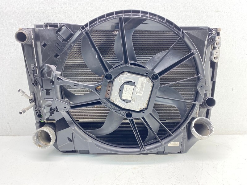 BMW E88 E90 E92 135 335 N54 N55 Radiator Intercooler Cooling Fan Assembly OEM✅