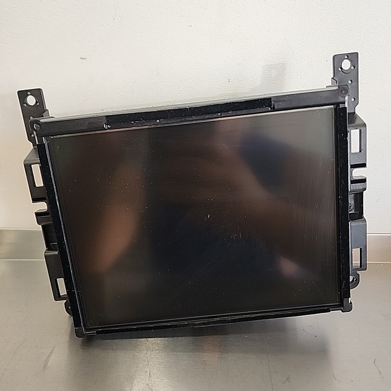 2015 Thru 2017 Chrysler 200 8.4" Radio Info Navigation Screen 68261196AD OE