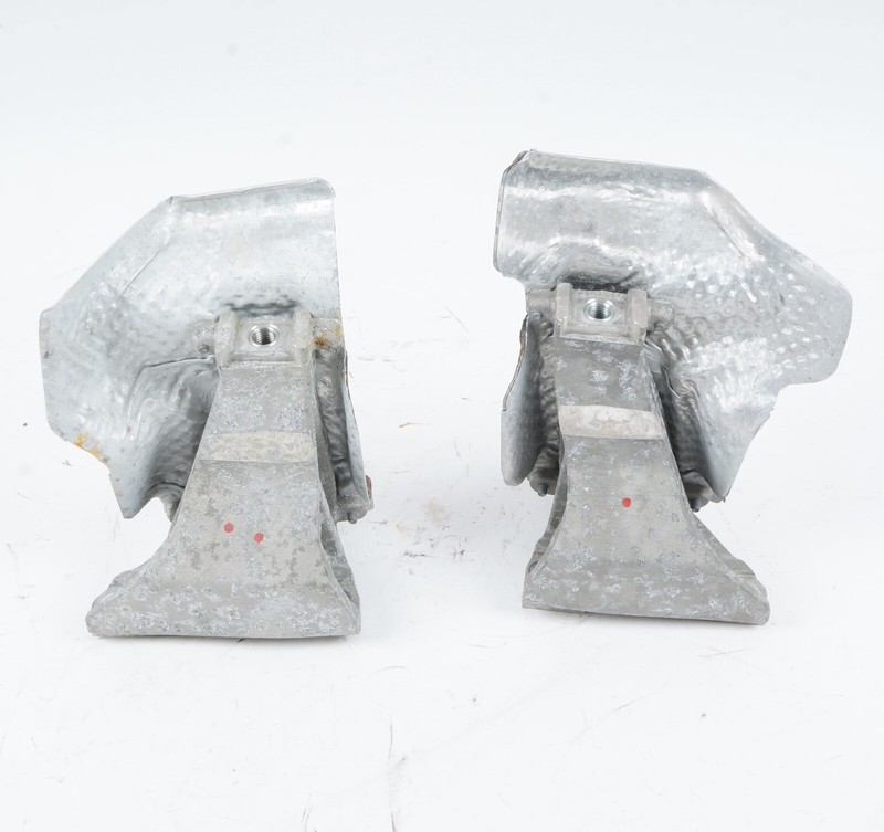 2010 + 2020 BENTLEY MULSANNE ENGINE MOUNT BRACKET PAIR LEFT RIGHT