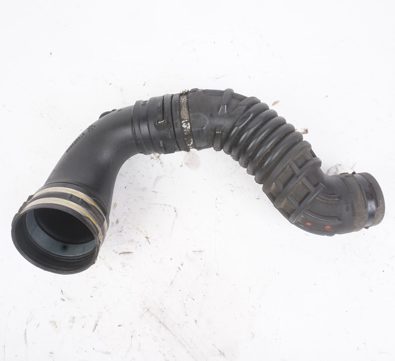 2014 - 2017 Maserati Quattroporte Right Turbo Intercooler Hose Air Duct Tube