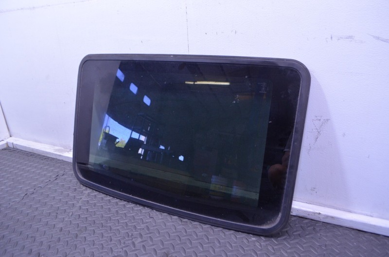 96-02 TOYOTA 4RUNNER FRONT LEFT DRIVER SIDE DOOR WINDOW GLASS OEM
