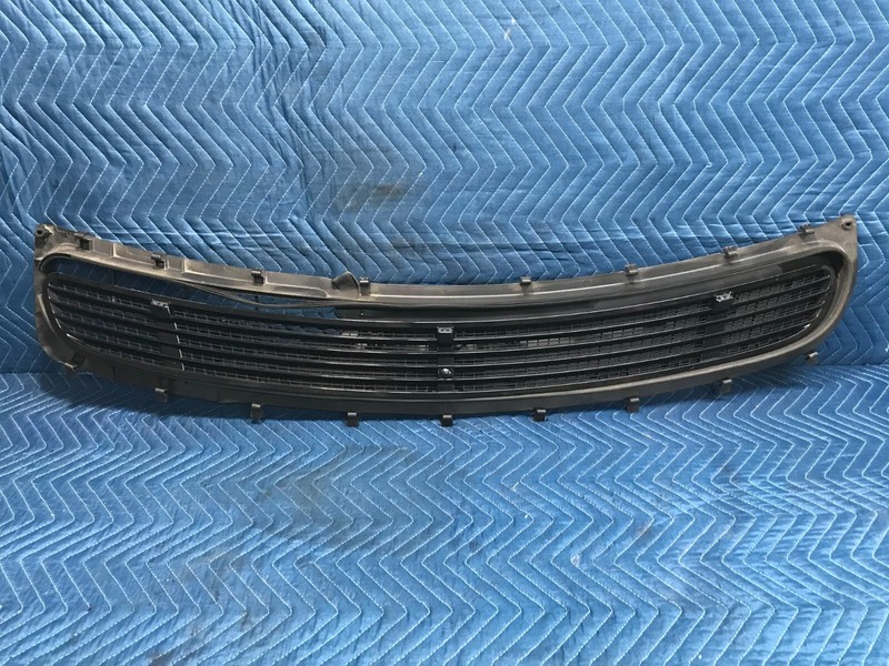 00-06 Mercedes Benz W220 S430 S500 S600 Hood Vent Trim Grille OEM 2208300272