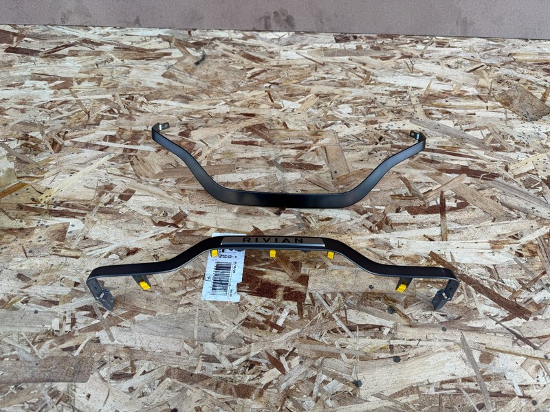 RIVIAN R1S R1T 2022-2026 OEM FRONT RIGHT PASSENGER SEAT UPPER COVER TRIM BEZEL