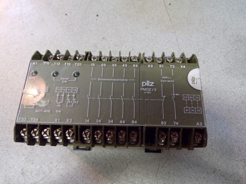 Pnoz/3 24VDC 5S 60/50Hz 474895 Safety Relay *FREE SHIPPING*