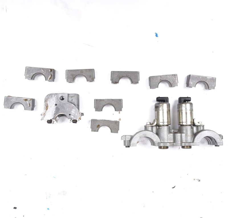 2016 - 2018 FORD FOCUS EXHAUST INTAKE CAMSHAFT CAP CAPS HOLDERS