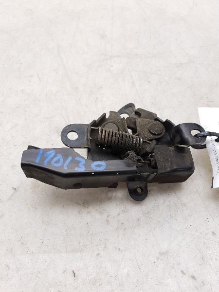 11-17 TOYOTA SIENNA HOOD LATCH