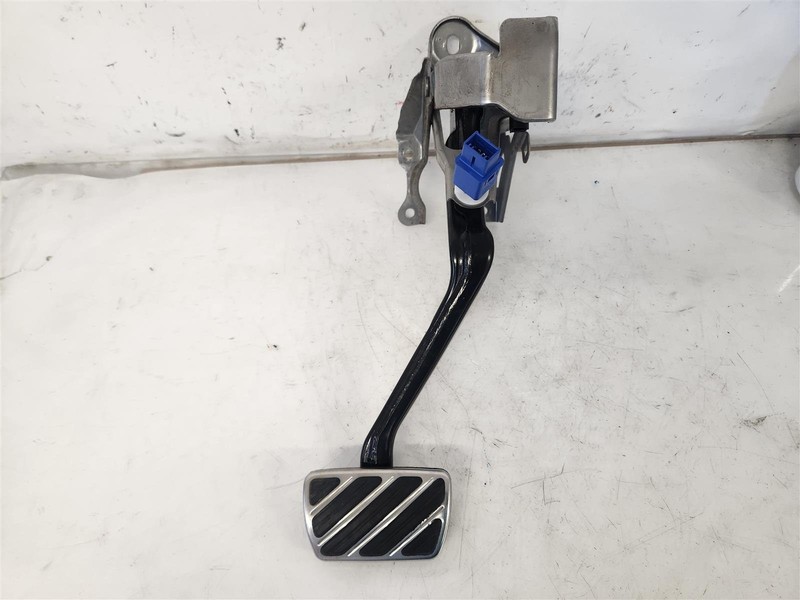 2021-2023 Acura Tlx Brake Pedal Oem Assembly 46600-Tgv-A82 46600Tgva82
