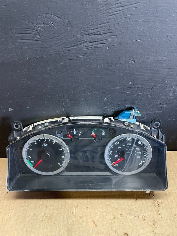 2008 to 2012 Ford Escape Speedometer Cluster Gauge Oem AB7547