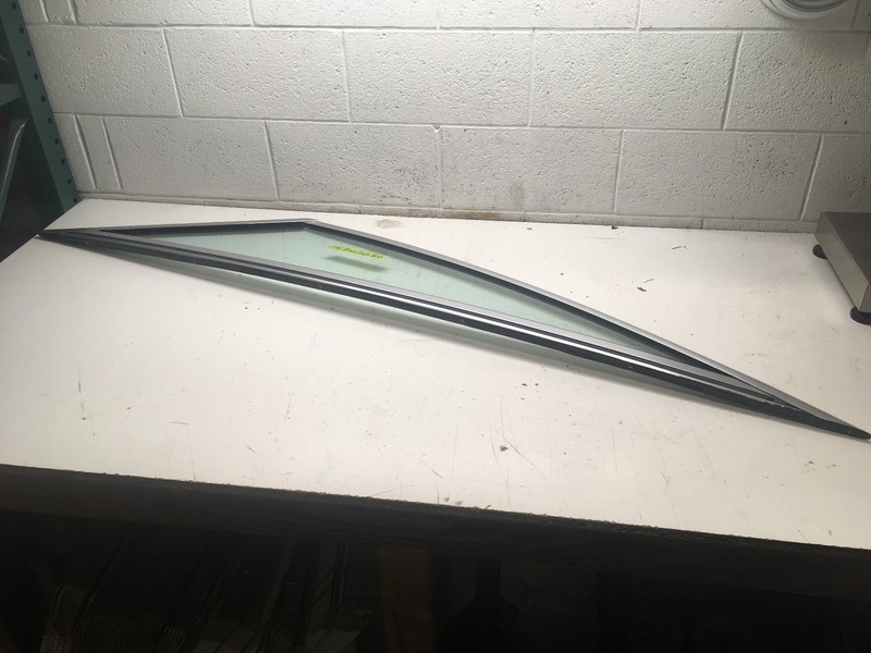 Z7 Bravo Boat Windshield Glass Port Side Passenger Window