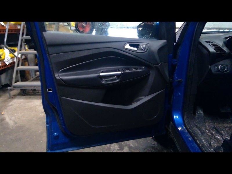 2019 ESCAPE Driver Left Front Door Trim Panel 1608932