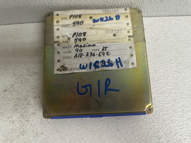 1990 Nissan Maxima Thru 3/90 Fed AT Emissions Engine Computer Control Module Ecu