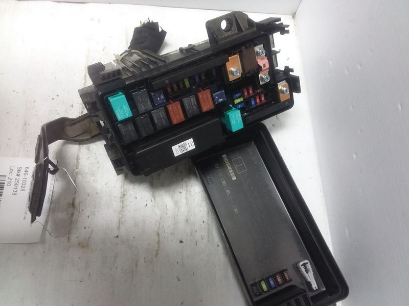 Fuse Junction Box Engine Compartment Sedan LX CVT Fits 13-17 ACCORD 1570882