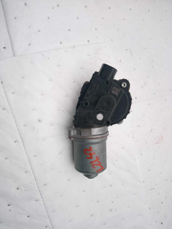 Used Windshield Wiper Motor fits: 2021 Subaru Xv crosstrekGrade B