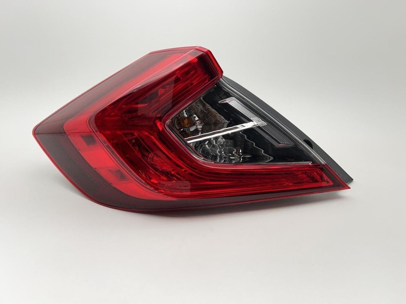 2016-2021 HONDA CIVIC LEFT TAILLIGHT QUARTER MOUNTED 1.5L AT FWD 126K EX-T 62979